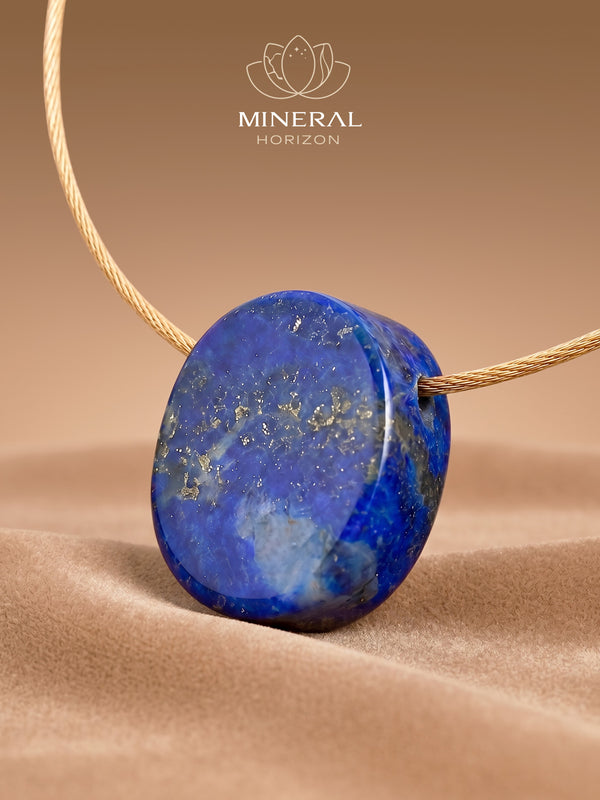 Pendentif rond en lapis-lazuli – l'art du contraste