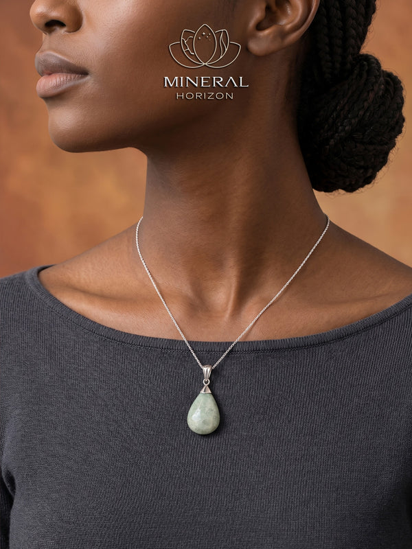 Pendentif goutte en Jade