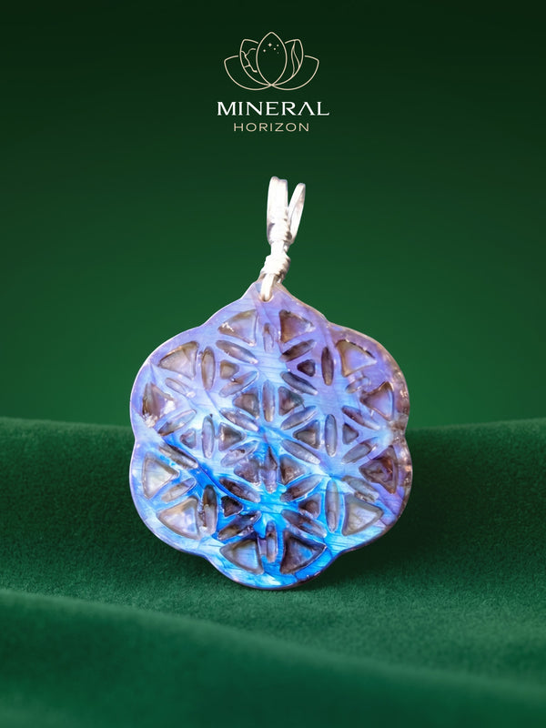 Pendentif fleur de vie en labradorite – gardienne des énergies