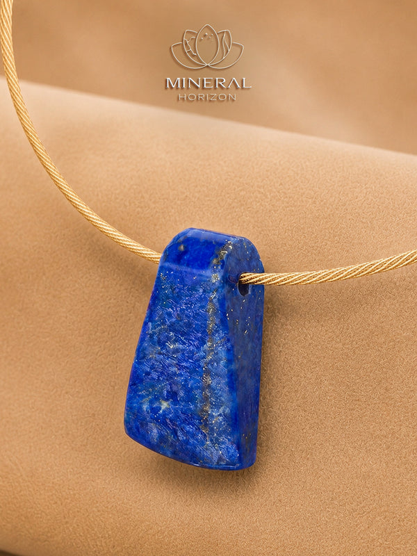 Pendentif en trapèze en lapis-lazuli lisse et brut