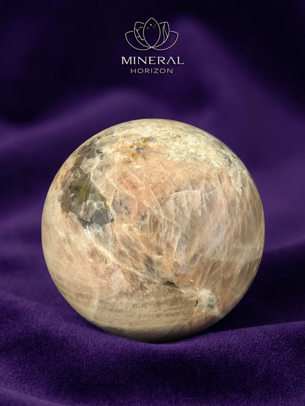 Grande sphère en pierre de lune